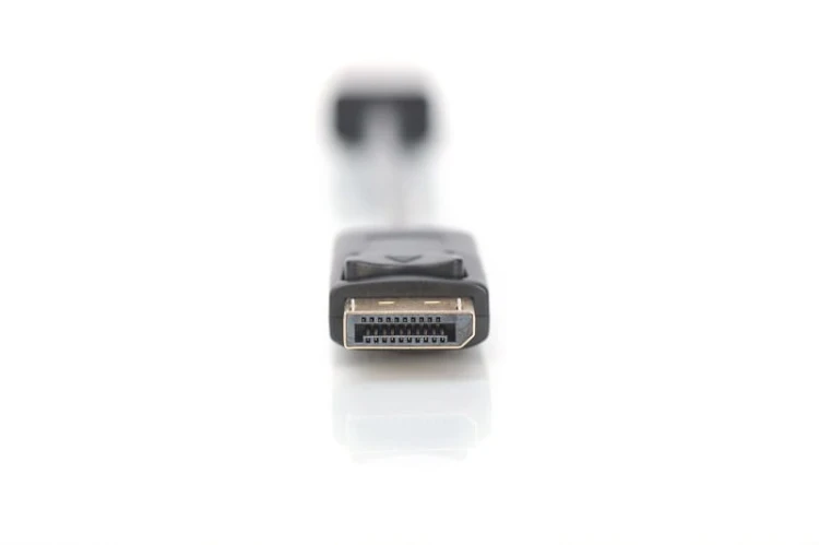 Digitus Kabel adapter Displayport z zatrzaskiem 1080p 60Hz FHD Typ DP/HDMI A M/Ż czarny 0,15m