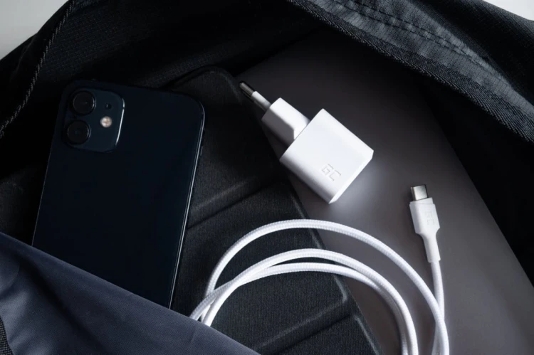 Green Cell  Ładowarka GC PowerGaN 33W PD 3.0 QC 3.0 USB-C biała