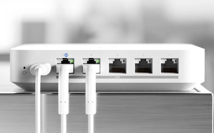 UBIQUITI Router UniFi Cloud Gateway Max UCG-Max