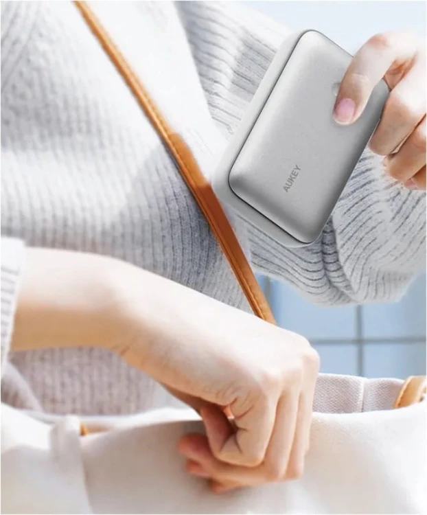 AUKEY PB-Y57 White Mini PowerBank | 20000mAh | 22.5W | 2xUSB | PD 3.0 QC 3.0 LED