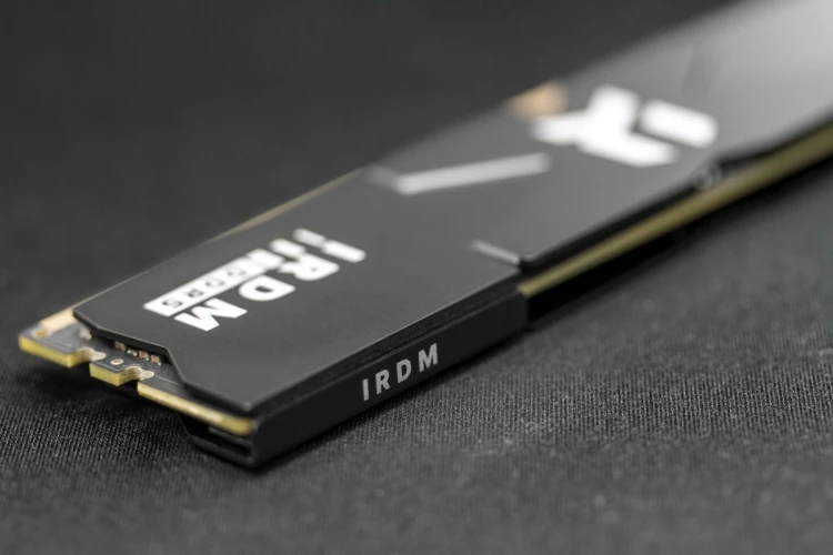 GOODRAM Pamięć DDR5 IRDM 16GB(1*16GB)/6000 CL30 czarna