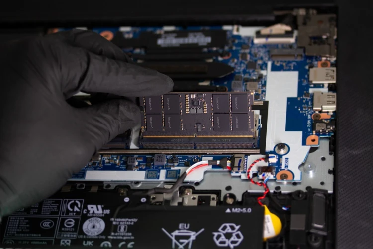 GOODRAM Pamięć do notebooka DDR5 CSODIMM 16GB(1*16) 6400 CL52