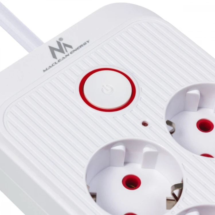 Maclean Listwa zasilająca MCE389 W 6 gniazd 4xUSB-A 1xUSB-C 110-240V, AC 50/60Hz, 2.1A max 2500W biała
