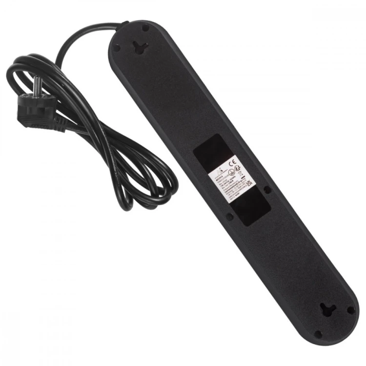 Maclean Listwa zasilająca MCE395 B 5 gniazd 3xUSB, 110-240V AC 50/60Hz, 2.1A max 2500W, czarna