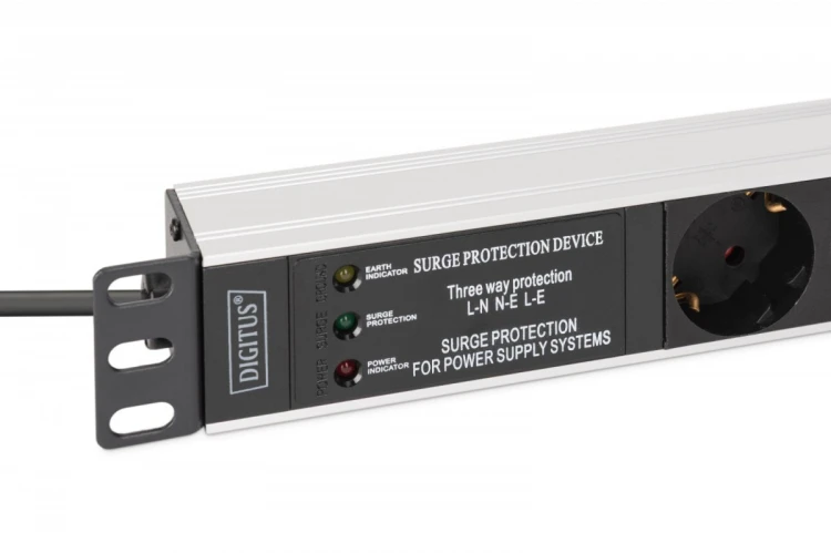 Digitus Listwa zasilająca PDU Rack 19" z zabezpieczeniem przeciwprzepięciowym + filtr EMI/RFI, 7 gniazd Schuko CEE 7/3, kabel 2m, wtyk Unischuko CEE 7