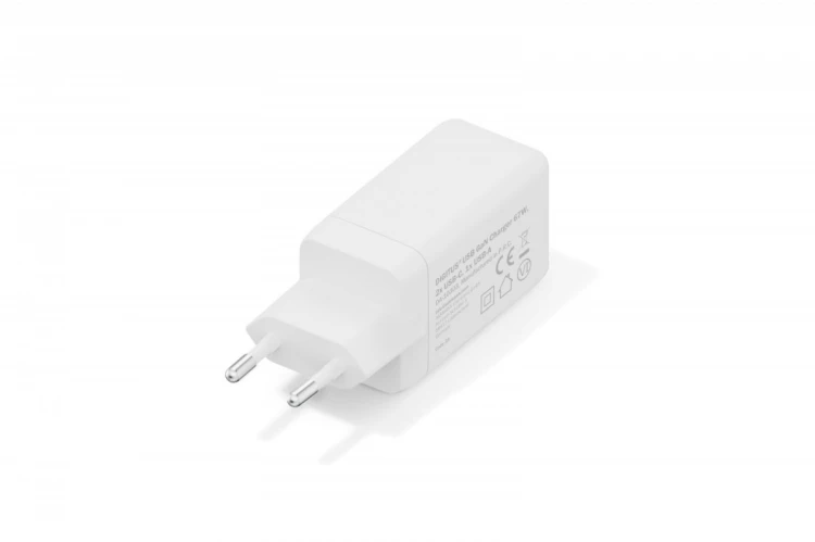 Digitus Ładowarka sieciowa GaN II 67W | 2x USB-C, 1x USB-A | PD 3.0, QC 3.0 | Biała
