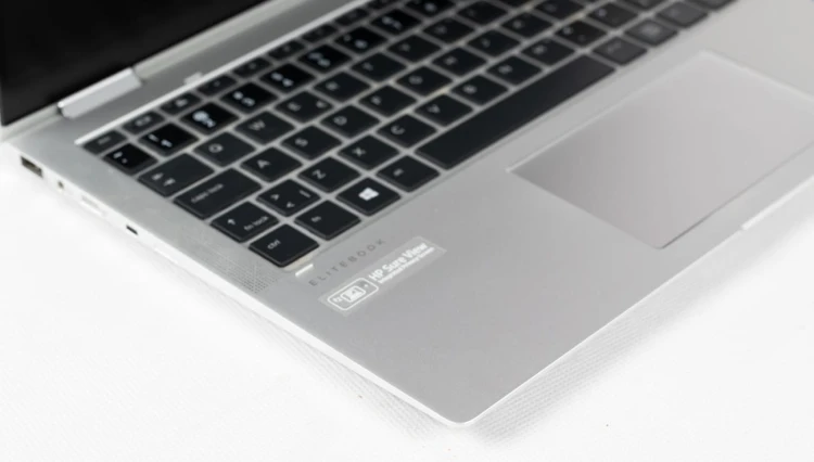 hp-elitebook-x360-1040-g5-lewy-przedni-rog.jpg