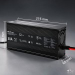 Qoltec Ładowarka do akumulatora LiFePO4 12V | 30A | PF 0.9 | LED